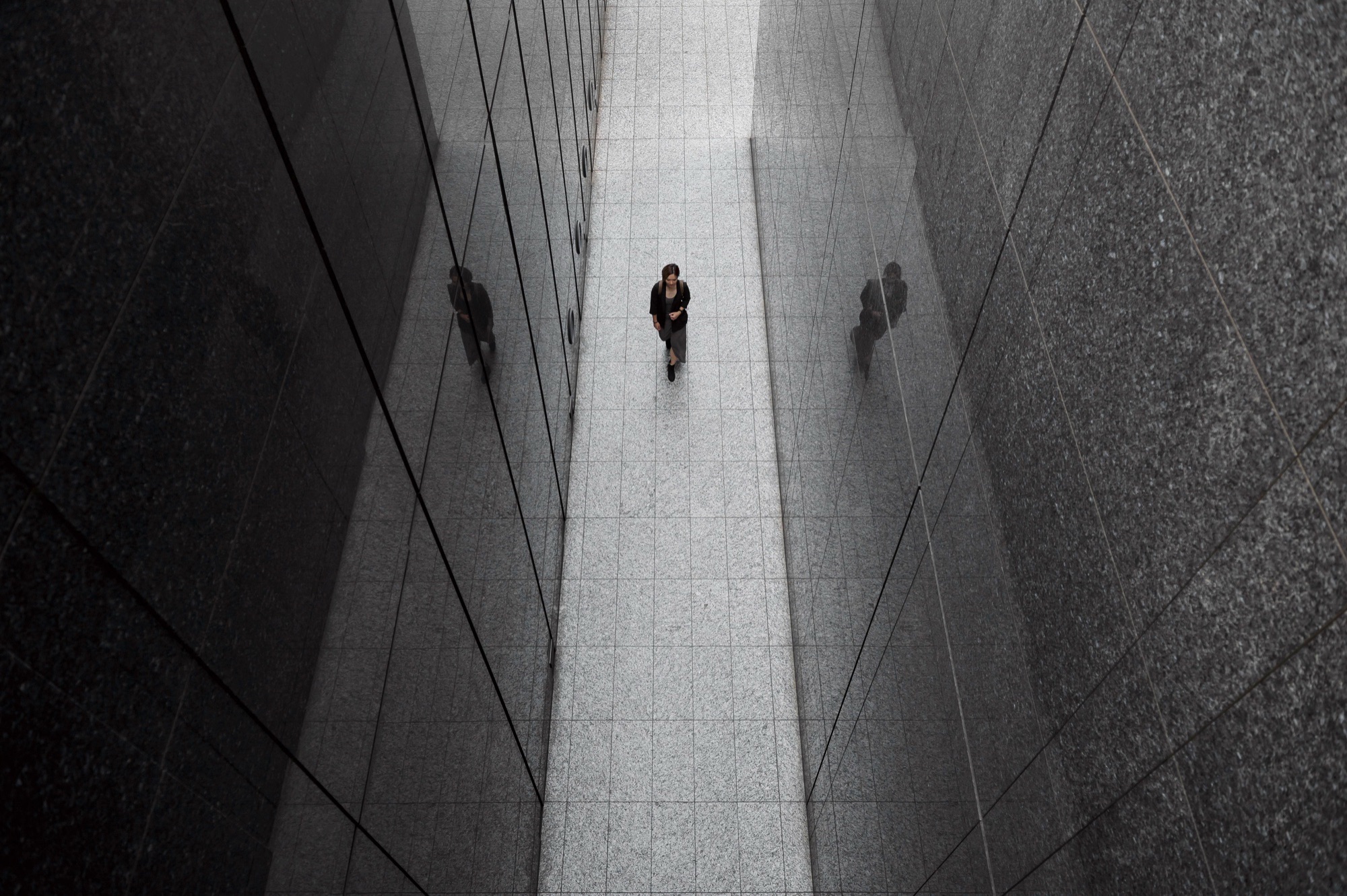 61 % de vos collaborateurs utilisent l’IA en dehors de tout cadre.